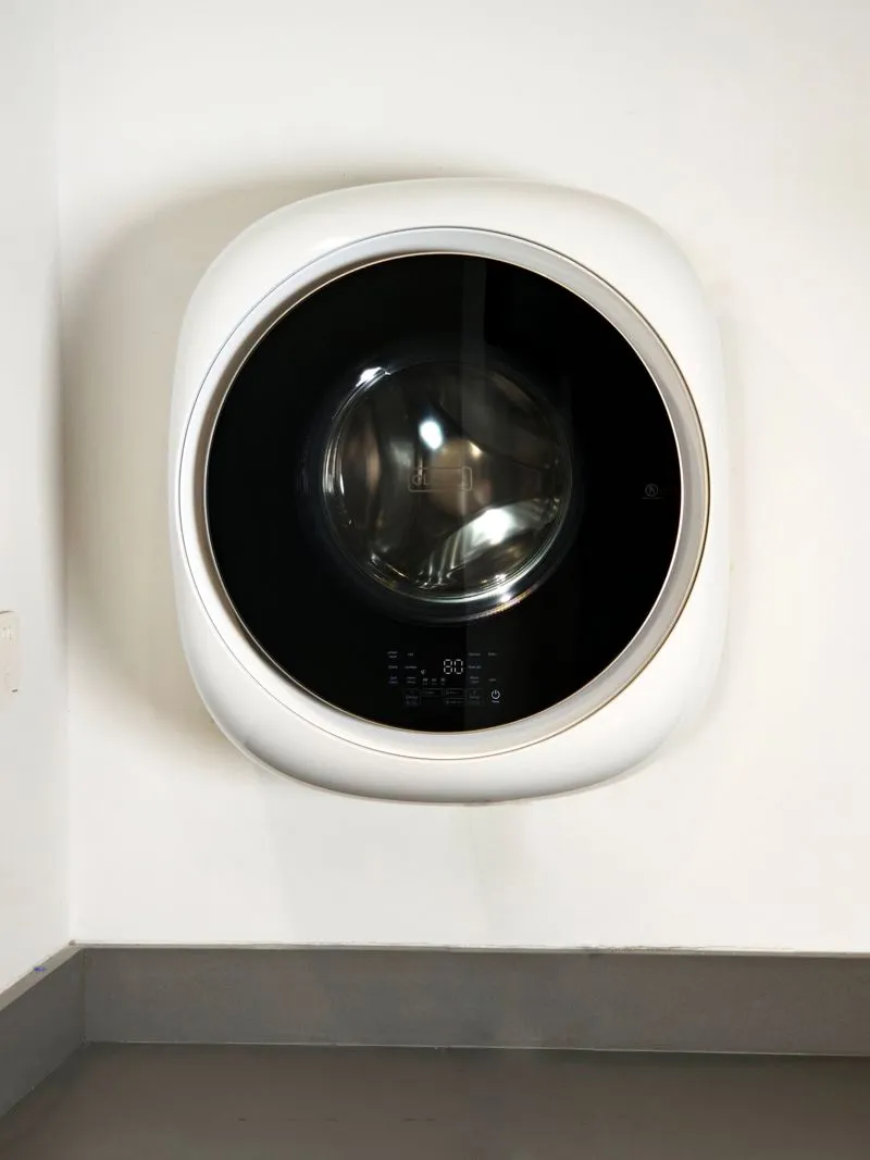 Mini washing machine exterior view 3